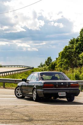  Nissan Laurel 1989 , 900000 , 