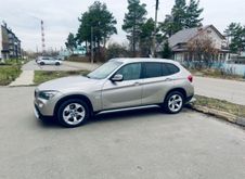  X1, 2011