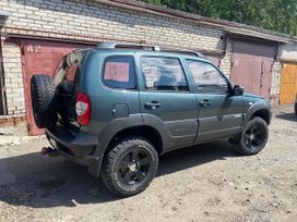 SUV   Chevrolet Niva 2011 , 699990 , 