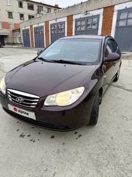 Седан Hyundai Elantra 2010 года, 725000 рублей, Первоуральск
