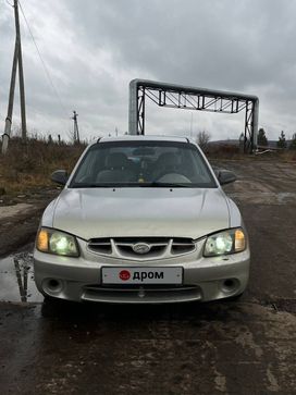  3  Hyundai Accent 2000 , 165000 , -