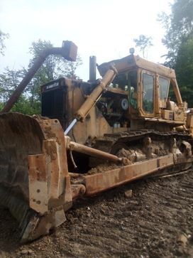  Komatsu D355A-3 1995 , 6500000 , 