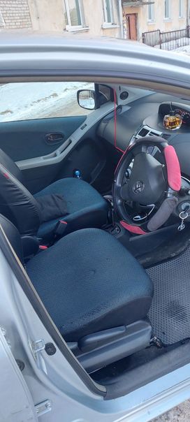  Toyota Vitz 2005 , 450000 , 