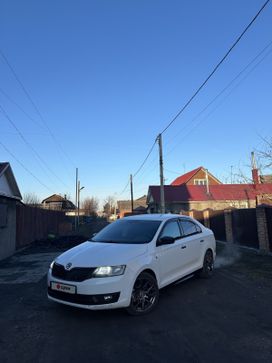  Skoda Rapid 2015 , 900000 , 