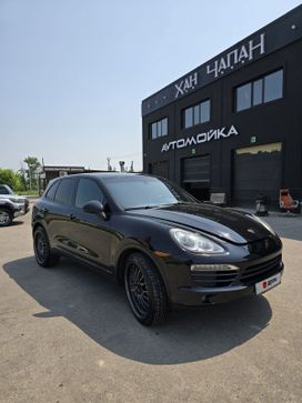 SUV   Porsche Cayenne 2011 , 2700000 , 