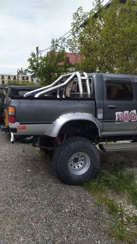 Toyota Hilux 1994 , 1400000 , 