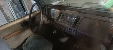 SUV   Isuzu Trooper 1986 , 550000 , 