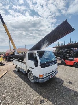   Nissan Atlas 1998 , 1250000 , 