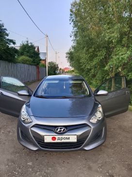  3  Hyundai i30 2013 , 670000 , 