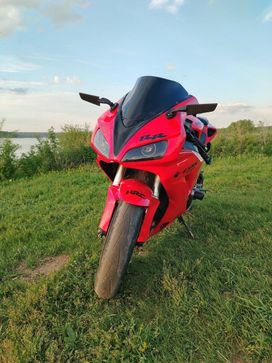   Honda CBR 1000RR Fireblade 2006 , 600000 , 