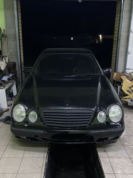  Mercedes-Benz E-Class 2000 , 420000 , 