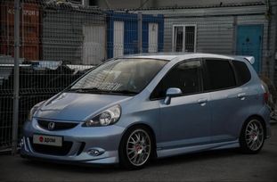  Honda Fit 2002 , 295000 , 