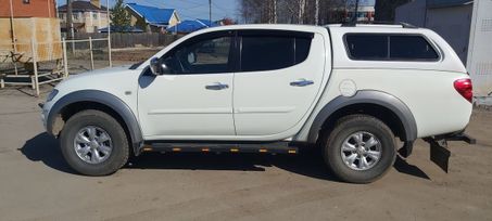  Mitsubishi L200 2012 , 1800000 ,  