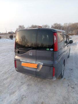    Honda Stepwgn 2016 , 1900000 , 