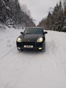 SUV   Porsche Cayenne 2003 , 1000000 , --