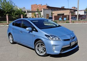  Toyota Prius PHV 2014 , 1400000 , 