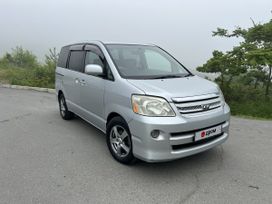    Toyota Noah 2006 , 797500 , 