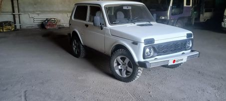  3   4x4 2121  1997 , 375000 , 