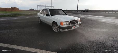  Mercedes-Benz 190 1988 , 300000 , 