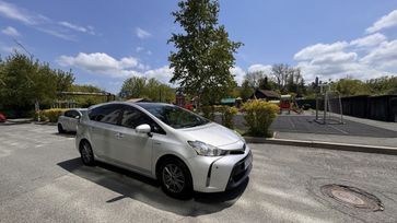    Toyota Prius Alpha 2018 , 1490000 , 