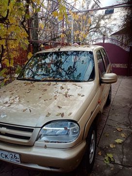 SUV   Chevrolet Niva 2004 , 270000 , 