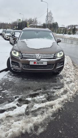 SUV   Volkswagen Touareg 2012 , 2025000 , 
