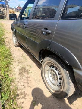 SUV   Chevrolet Niva 2005 , 360000 , -