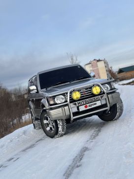 SUV   Mitsubishi Pajero 1996 , 1275000 , 