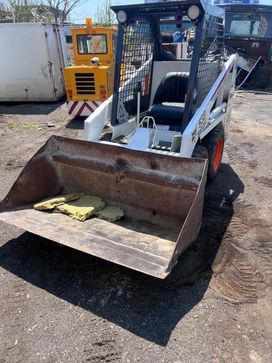   Bobcat 533 2010 , 999999 , 