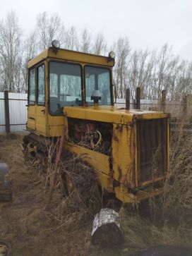Бульдозер ВгТЗ ДТ-75 1990 года, 300000 рублей, Кемерово
