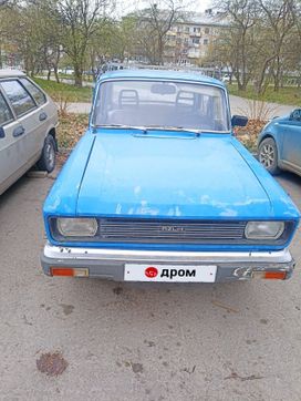   2140 1986 , 99000 , 