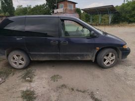    Chrysler Voyager 1996 , 305000 , 