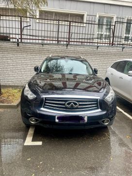 SUV   Infiniti FX30d 2013 , 1600000 , 