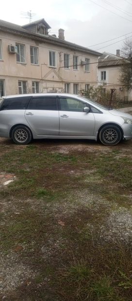    Mitsubishi Grandis 2004 , 999000 , 