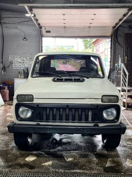  3   4x4 2121  1999 , 129000 , 