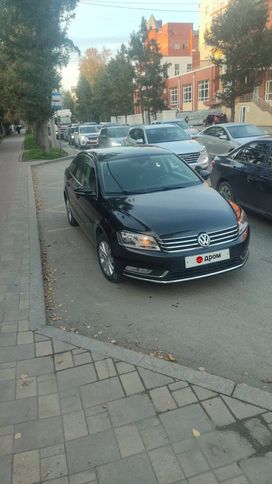  Volkswagen Passat 2013 , 900000 , 