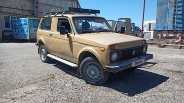 3   4x4  2002 , 205000 , 