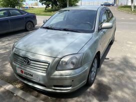  Avensis, 2005