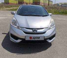 Honda Fit Shuttle 2014 , 900000 , 