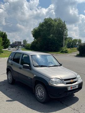 SUV   Chevrolet Niva 2018 , 675000 , 