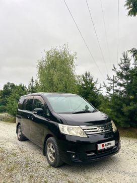    Nissan Serena 2009 , 1050000 , 