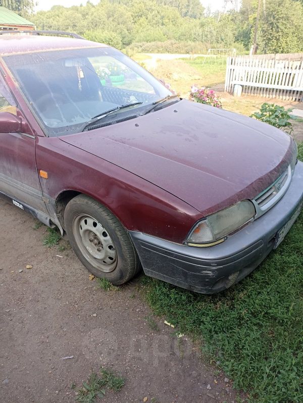  Nissan Avenir 1996 , 180000 , 
