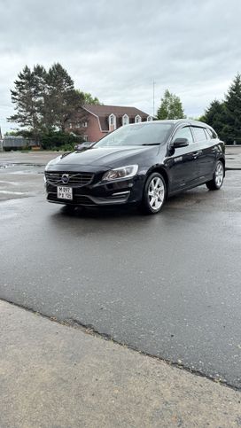  Volvo V60 2013 , 890000 , 