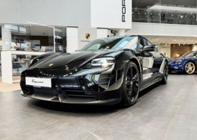  Porsche Taycan 2023 , 8768000 , 