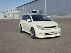  Toyota ist 2003 , 680000 , 