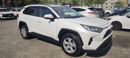 SUV   Toyota RAV4 2020 , 2670000 , 