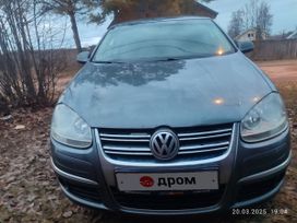  Volkswagen Jetta 2010 , 700000 , 