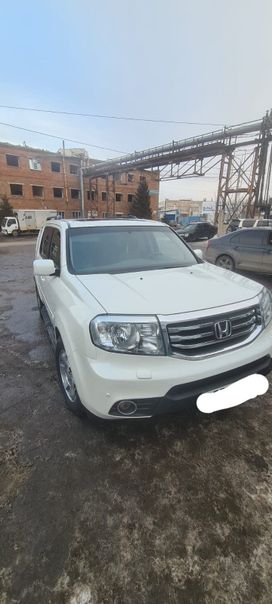 SUV   Honda Pilot 2014 , 2250000 , 
