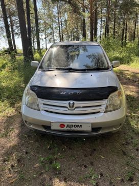  Toyota ist 2003 , 515000 , 