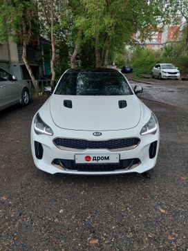  Kia Stinger 2021 , 3950000 , 